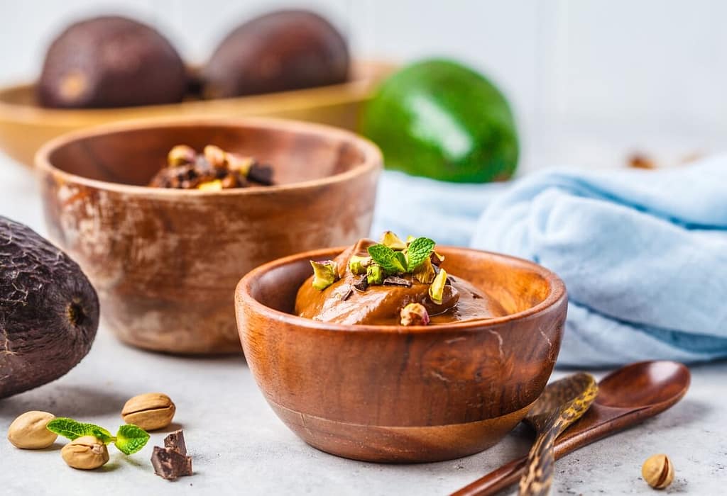 Mousse de Cacau com Abacate e Tâmaras Mousse de Cacau com Abacate e Tâmaras