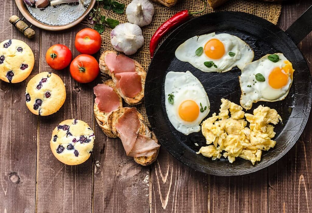 Lanches Proteicos que Ajudam a Ganhar Músculos: Opções Fáceis para o Dia a Dia Lanches Proteicos que Ajudam a Ganhar Músculos: Opções Fáceis para o Dia a Dia