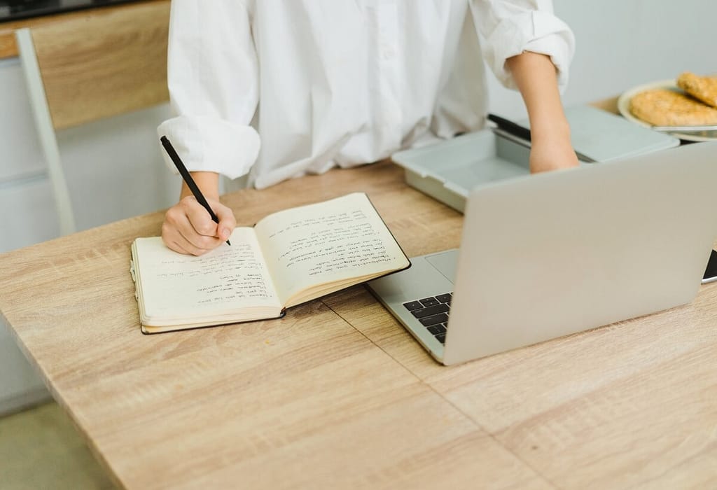 How I Create a Real and Healthy Routine How I Create a Real and Healthy Routine